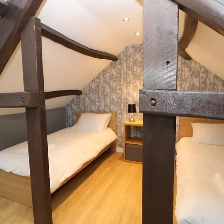 Mill Race House * ألستون