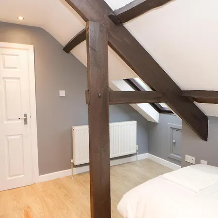 بيت للعطل Mill Race House ألستون